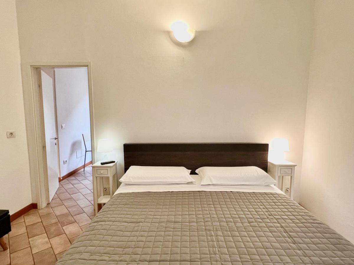 Gh Paradiso - Apartments Сієна Екстер'єр фото