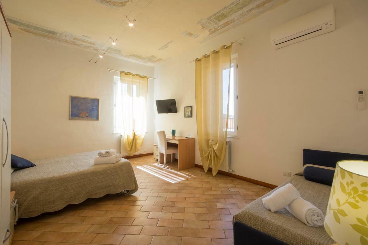 Gh Paradiso - Apartments Сієна Екстер'єр фото